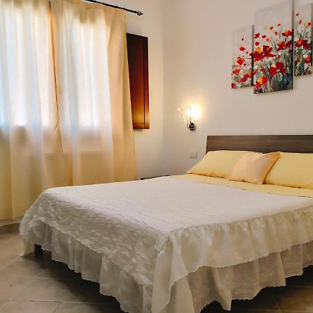 Bed and Breakfast A Lu Ponti Budoni Exterior foto