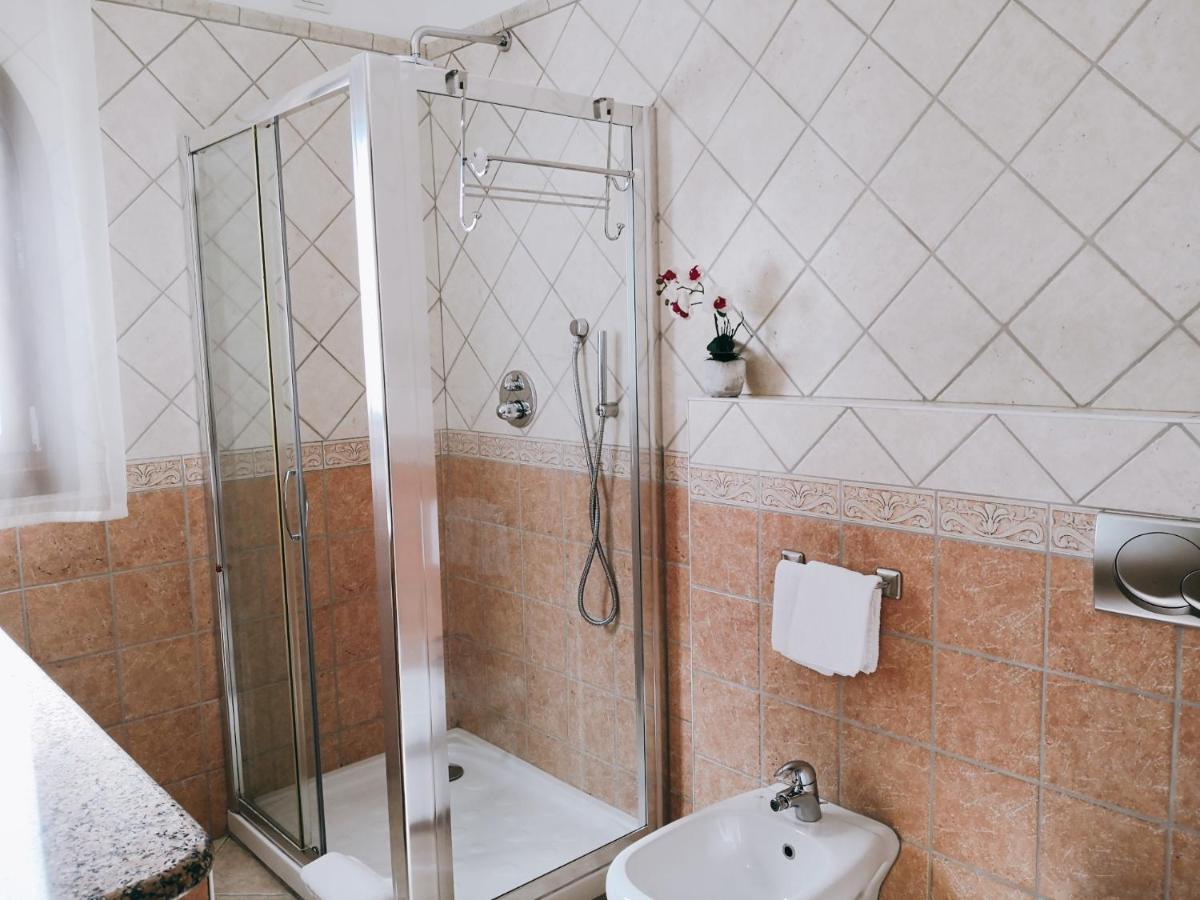 Bed and Breakfast A Lu Ponti Budoni Exterior foto
